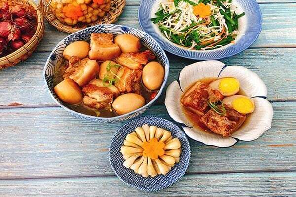 Cách làm thịt kho hột vịt đúng kiểu Nam Bộ, chuẩn vị ngày Tết